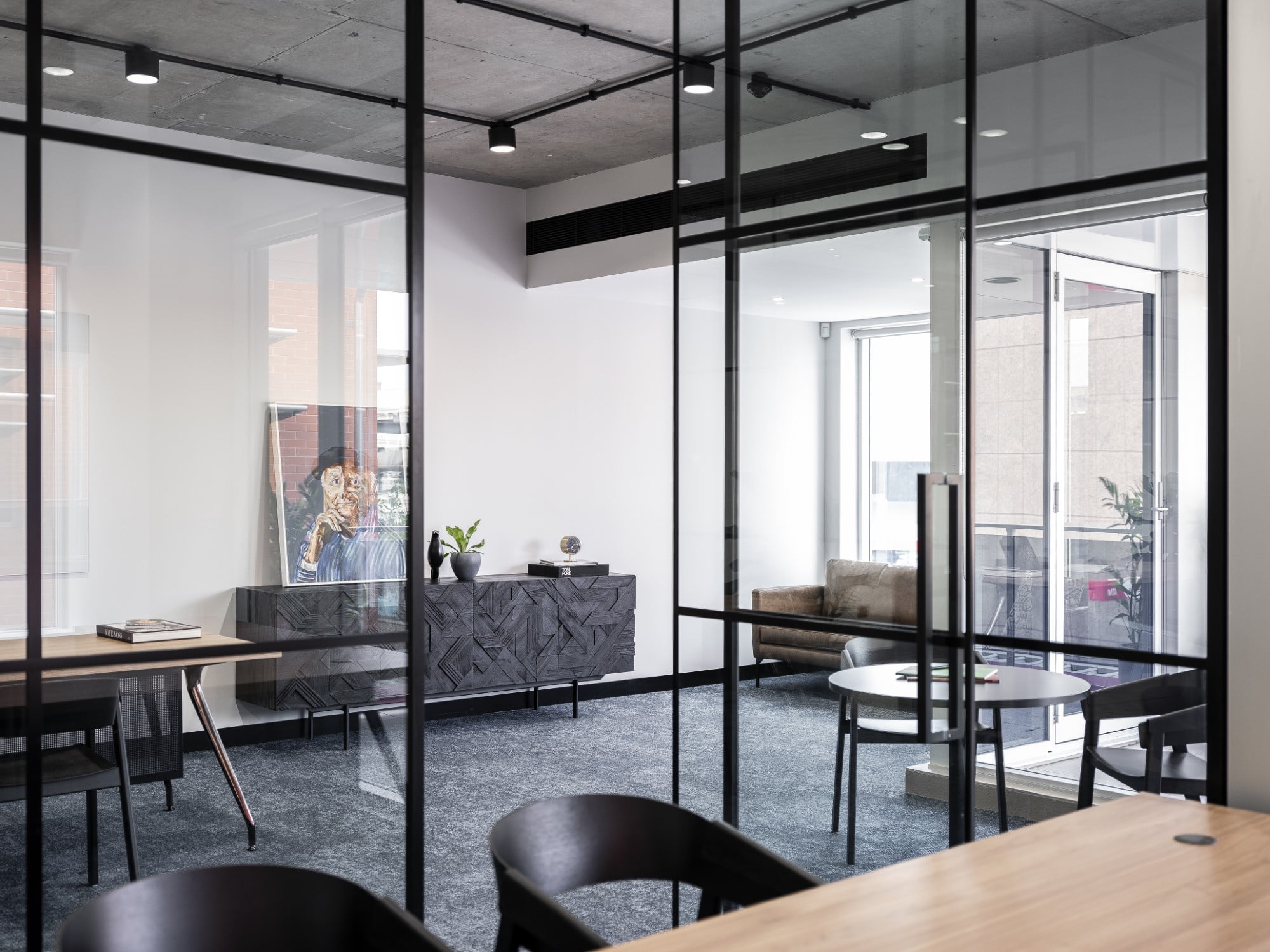 #morethanspace #interiordesign #commercialdesign #officedesign #workplacedesign #workspacedesign #privateofficedesign #glasspartition #functionalspaces #industrialofficedesign
